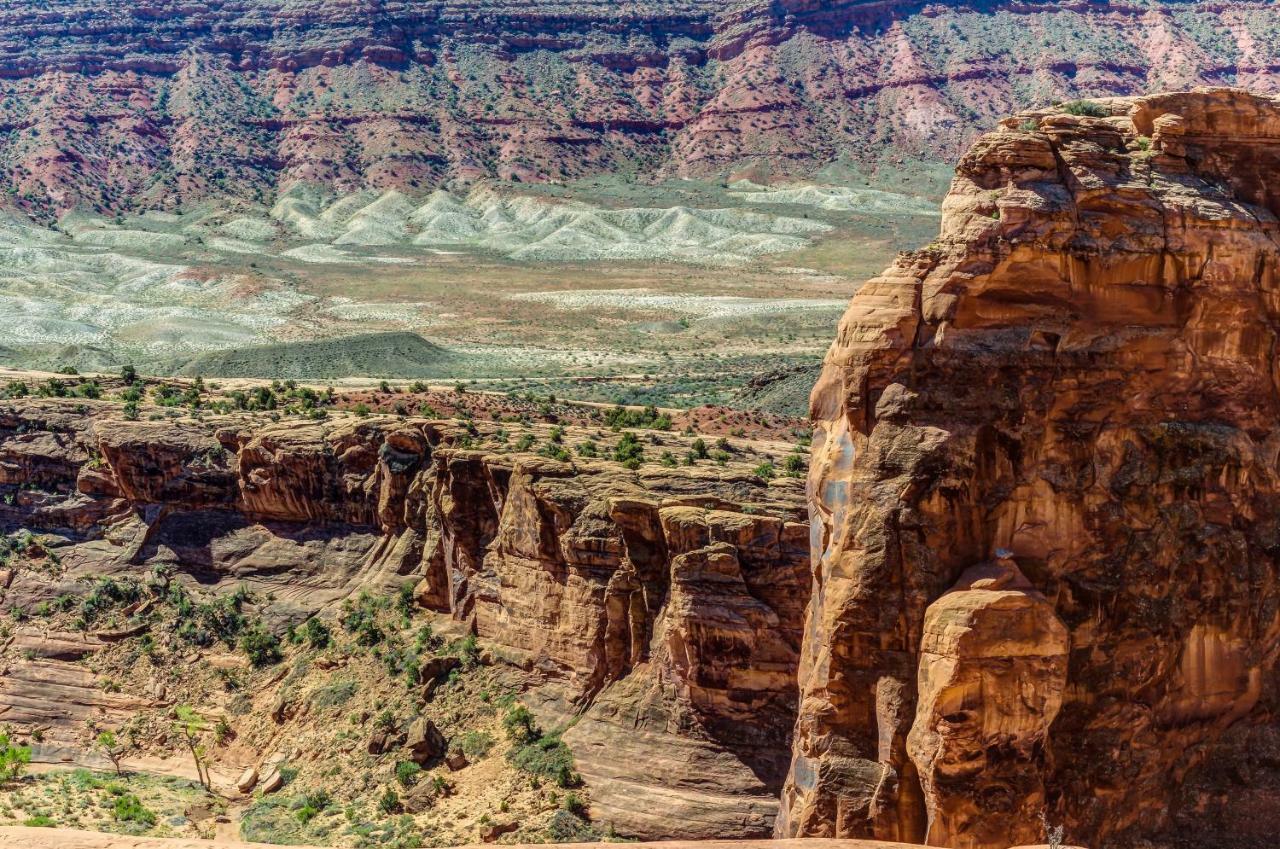 Solano Vallejo 3343 Moab Exterior photo